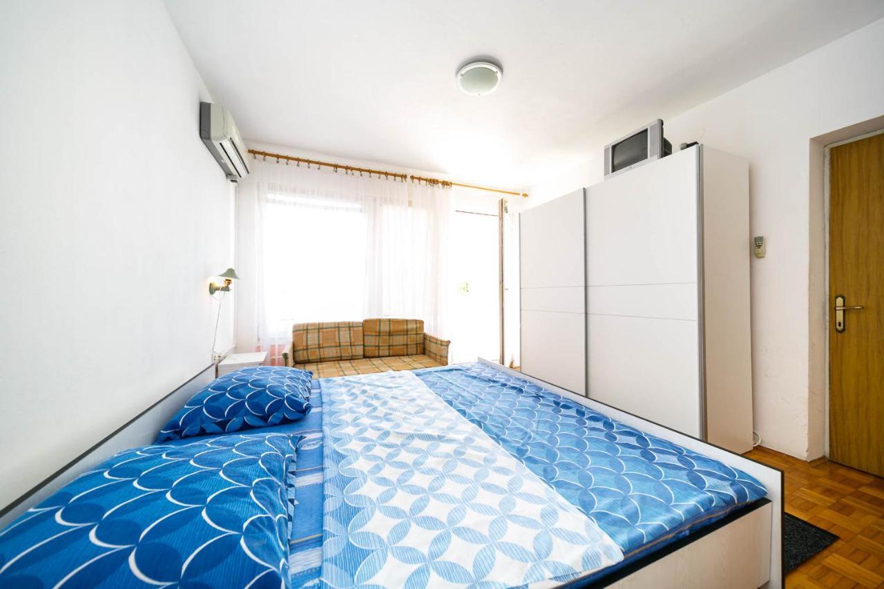 Guesthouse Ivković Krk Town Extérieur photo