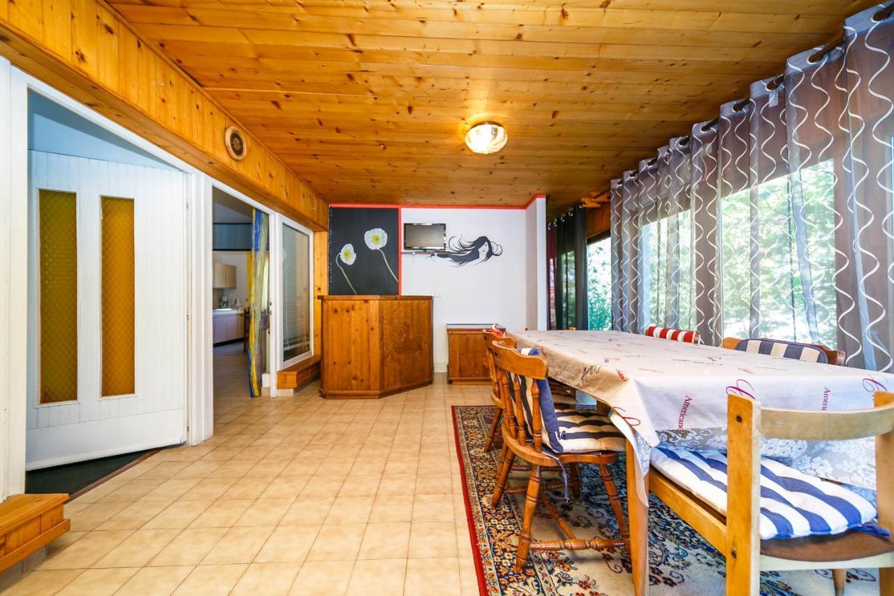 Guesthouse Ivković Krk Town Extérieur photo